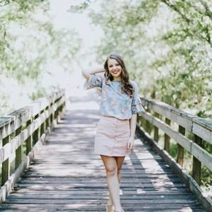 Meet your Posher, Hillary